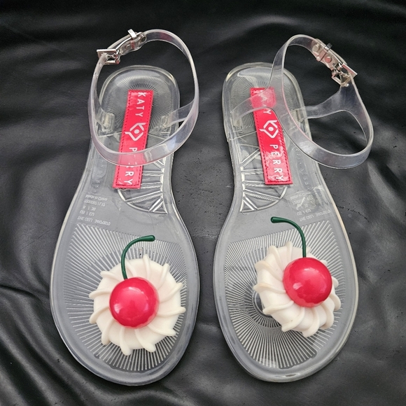 Katy Perry Clear Jelly Geli Cherry Flip Flops Sandals Shoes Pvc Sz 6 US - Picture 3 of 9